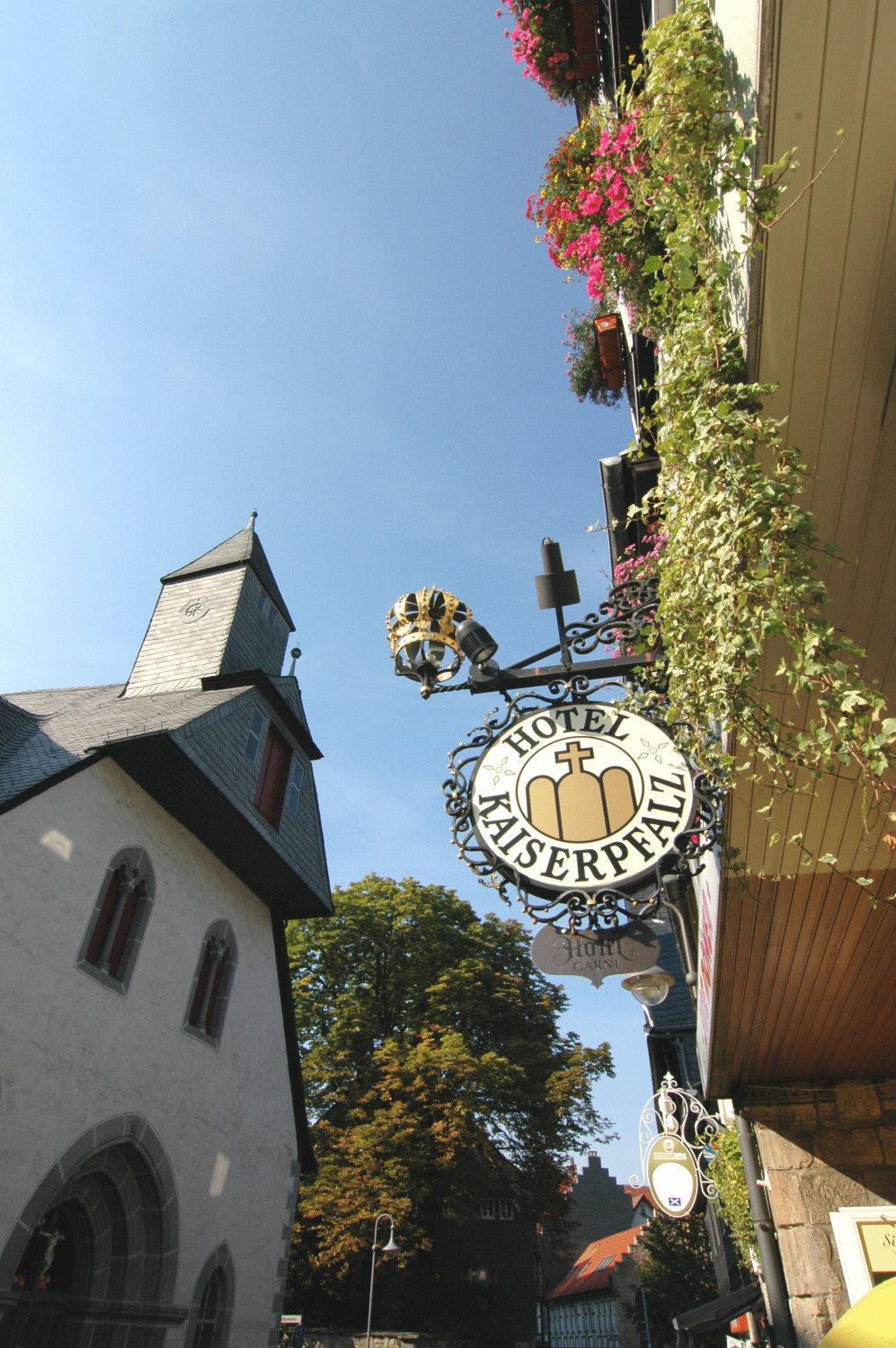 גוסלר Hotel Garni Kaiserpfalz מראה חיצוני תמונה
