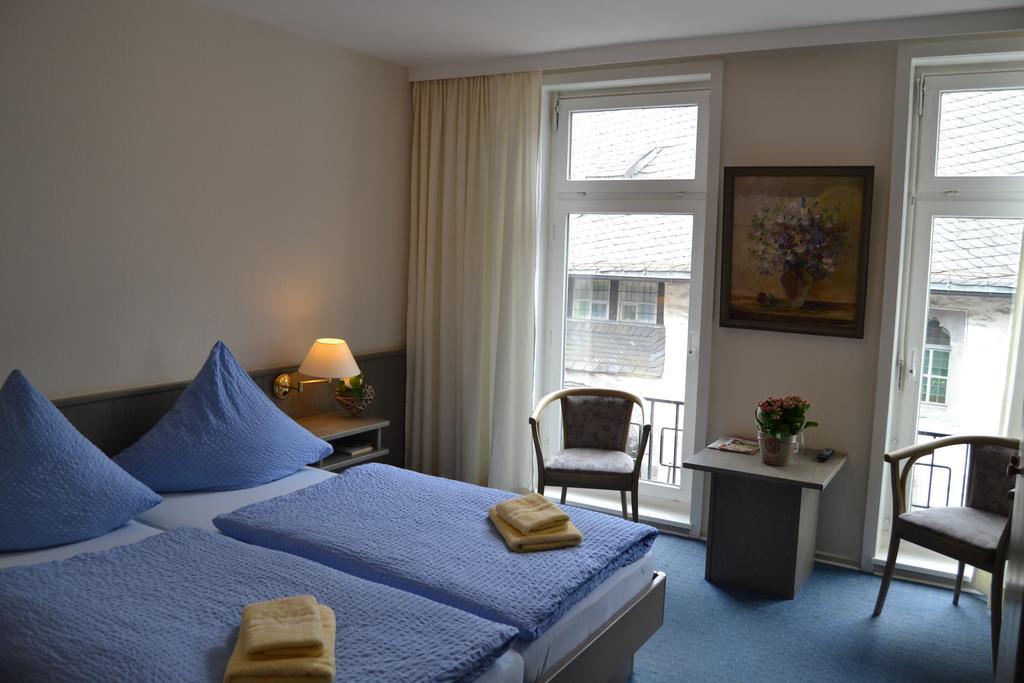 גוסלר Hotel Garni Kaiserpfalz מראה חיצוני תמונה