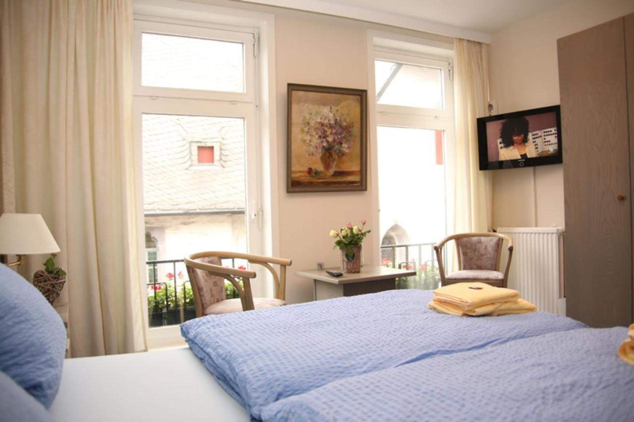 גוסלר Hotel Garni Kaiserpfalz חדר תמונה