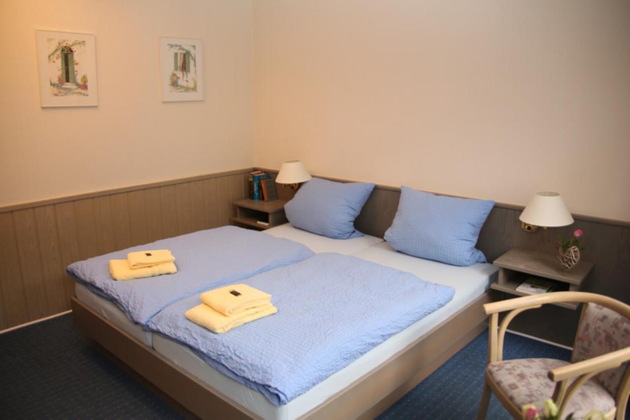 גוסלר Hotel Garni Kaiserpfalz חדר תמונה